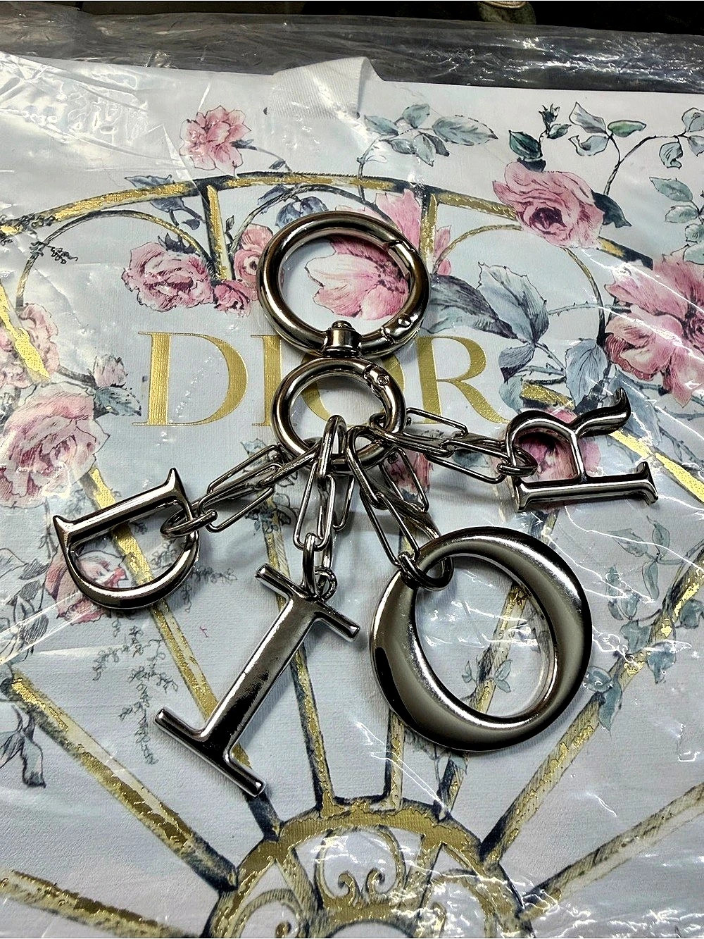 Dior - Picture 3 of 7
